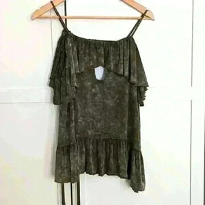 Chaser Green Acid Wash Top